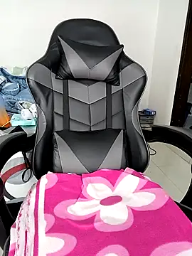 sandylau online show from March 17, 2025, 10:08 pm