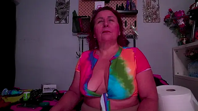 barbarah  online show from November 2, 2025, 10:31 am