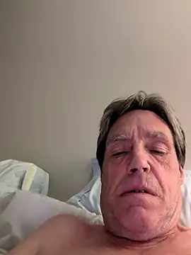 Snapshot of Smallpeniss69 chatting on September 24, 2025, 7:48 am Smallpeniss69 online show from September 24, 2025, 7:48 am