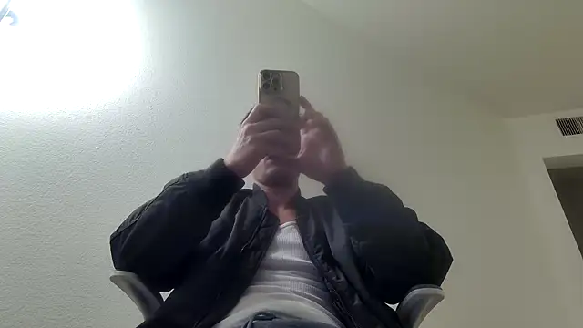 SebastianReiss online show from March 25, 2026, 6:46 am