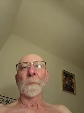 Snapshot of briochin chatting on June 15, 2026, 12:05 pm briochin online show from June 15, 2026, 12:05 pm