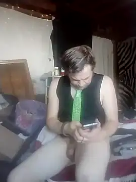 N8daMac online show from February 8, 2025, 11:24 pm