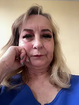 Irina2909xh online show from April 9, 2026, 8:42 am