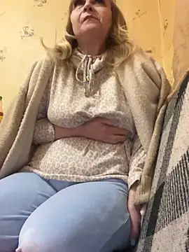 Irina2909xh online show from April 12, 2026, 10:46 pm