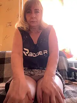 Snapshot of Irina2909@xh chatting on September 13, 2025, 10:04 am Irina2909xh online show from September 13, 2025, 10:04 am