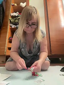 Irina2909xh online show from February 8, 2026, 10:46 am