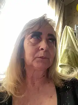 Snapshot of Irina2909@xh chatting on March 22, 2025, 1:30 pm Irina2909xh online show from March 22, 2025, 1:30 pm