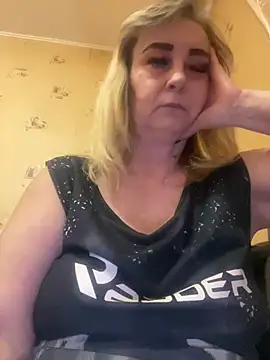 Snapshot of Irina2909@xh chatting on March 16, 2025, 7:49 pm Irina2909xh online show from March 16, 2025, 7:49 pm