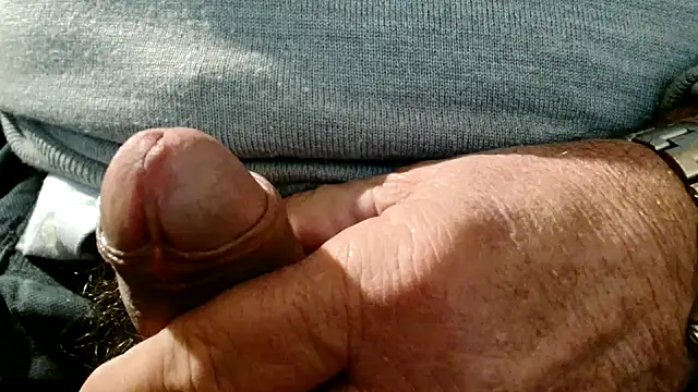 curcuro online show from December 17, 2025, 4:45 pm