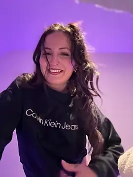 Snapshot of itsCassie chatting on February 24, 2026, 5:14 pm itsCassie online show from February 24, 2026, 5:14 pm