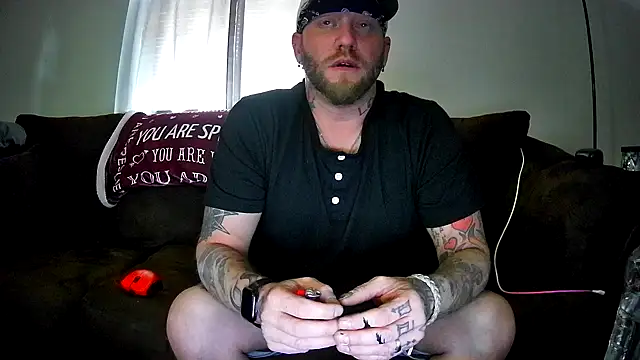 Livingpuddle online show from July 16, 2026, 3:31 pm