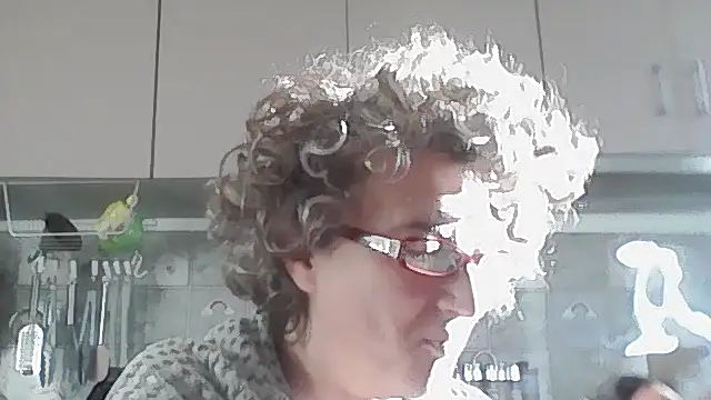 Sunnylarrah online show from September 23, 2025, 5:25 am
