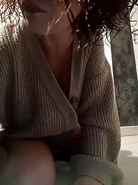 Snapshot of jennylovence chatting on November 8, 2025, 12:42 pm jennylovence online show from November 8, 2025, 12:42 pm