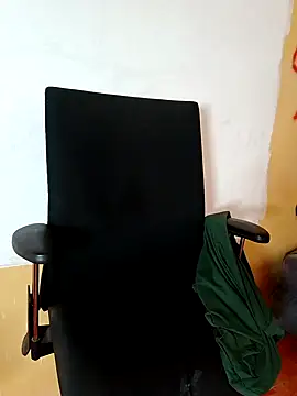 kaychrisk online show from November 27, 2025, 12:27 pm