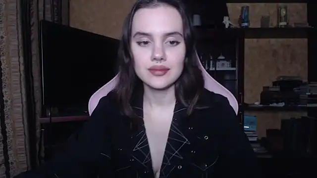 Veronika kruk online show from December 11, 2024, 5:15 pm