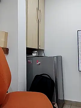 Snapshot of Business_dickkk chatting on March 22, 2025, 6:03 pm Business dickkk online show from March 22, 2025, 6:03 pm