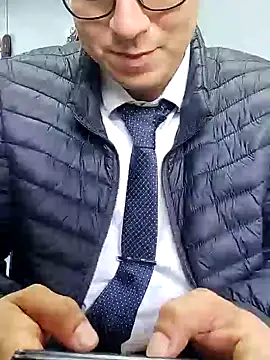 Snapshot of Business_dickkk chatting on December 24, 2024, 2:12 pm Business dickkk online show from December 24, 2024, 2:12 pm