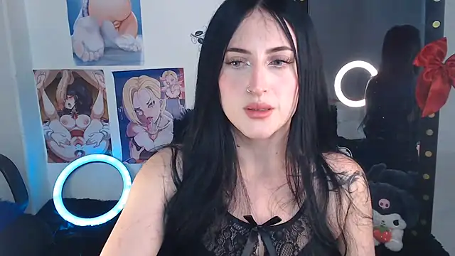 Snapshot of Evelyn_Sheeran chatting on July 11, 2026, 4:13 am Evelyn Sheeran online show from July 11, 2026, 4:13 am