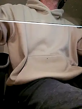 Snapshot of verylargecock chatting on September 14, 2025, 11:05 pm verylargecock online show from September 14, 2025, 11:05 pm