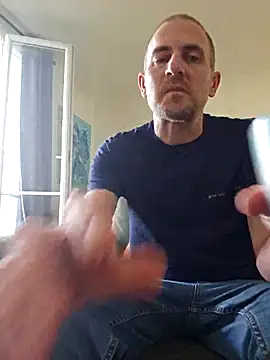 verylargecock online show from February 24, 2026, 3:35 pm