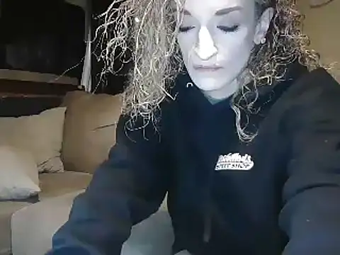 AshleyRain online show from December 2, 2025, 8:43 pm