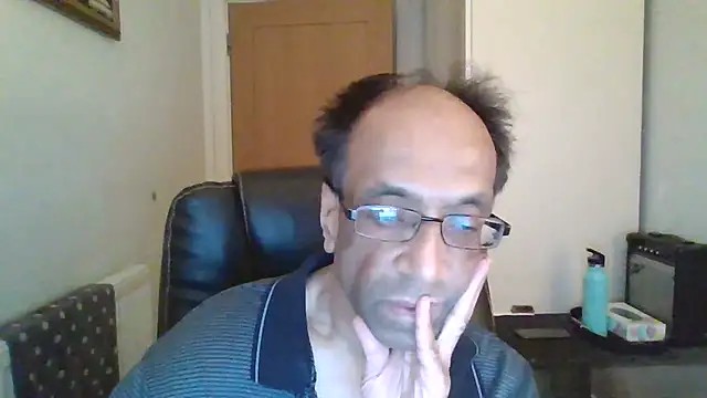 rauncher1 online show from February 22, 2026, 11:50 pm