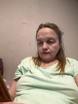 Snapshot of Susanel chatting on February 8, 2025, 8:53 pm Susanel online show from February 8, 2025, 8:53 pm