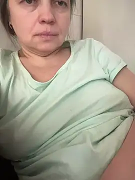 Snapshot of Susanel chatting on February 22, 2025, 12:18 pm Susanel online show from February 22, 2025, 12:18 pm