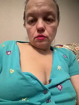 Snapshot of Susanel chatting on February 24, 2025, 8:58 pm Susanel online show from February 24, 2025, 8:58 pm