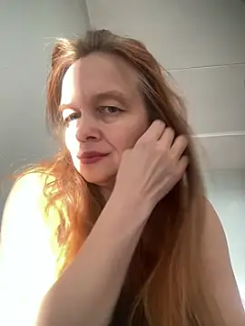 Susanel online show from April 25, 2026, 2:58 pm