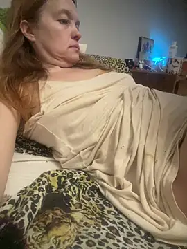 Susanel online show from April 19, 2026, 9:28 pm