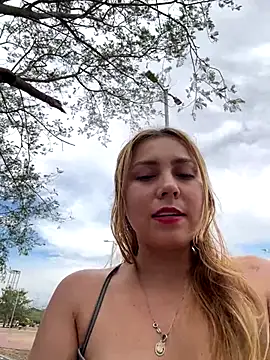 Brittanyrosexx online show from October 7, 2025, 7:59 pm