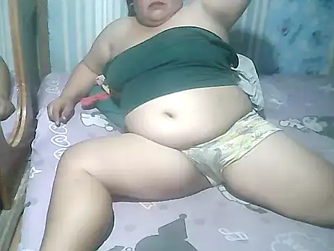 cutechubbyasian online show from April 10, 2026, 1:18 pm