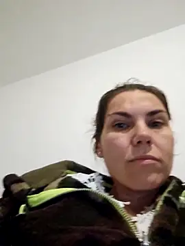 FeliciaKrige online show from November 14, 2025, 11:41 pm