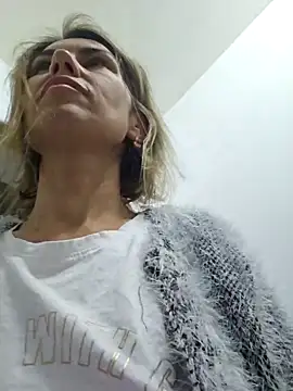 FeliciaKrige online show from March 31, 2026, 10:01 pm