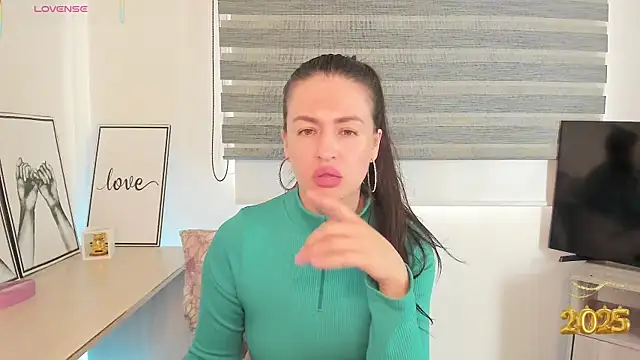 Andreamorreti online show from February 5, 2025, 3:52 pm