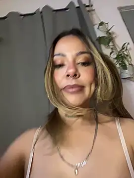 Snapshot of LilEuphoria chatting on March 11, 2026, 4:39 am LilEuphoria online show from March 11, 2026, 4:39 am