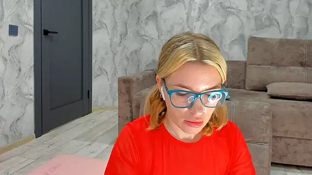 succubus online show from April 7, 2026, 6:59 am