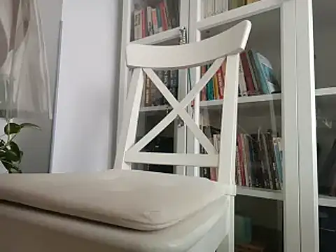 ryketwine17 online show from April 7, 2026, 7:43 am