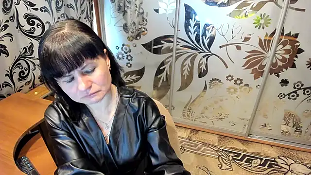 Snapshot of EVILENSA chatting on February 27, 2026, 2:17 pm EVILENSA online show from February 27, 2026, 2:17 pm