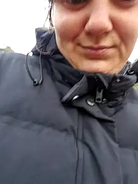 Snapshot of Cutegirlforyou chatting on November 29, 2025, 10:37 am Cutegirlforyou online show from November 29, 2025, 10:37 am