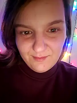 Cutegirlforyou online show from December 15, 2025, 6:36 pm