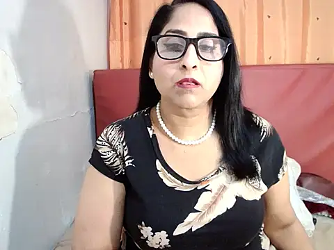 Indiankushy online show from February 26, 2025, 9:09 pm