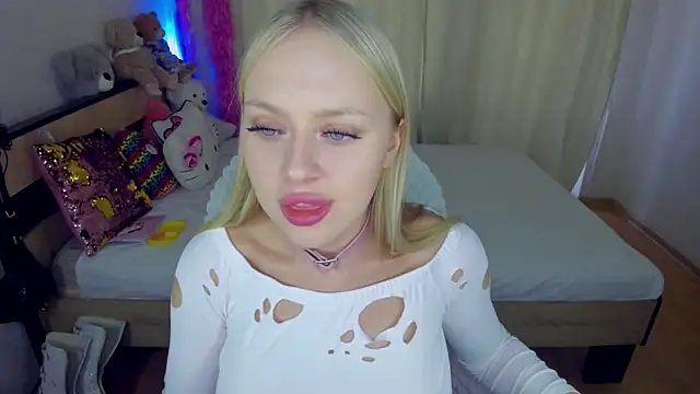 Snapshot of ElinOceanX chatting on September 26, 2025, 2:35 pm ElinOceanX online show from September 26, 2025, 2:35 pm