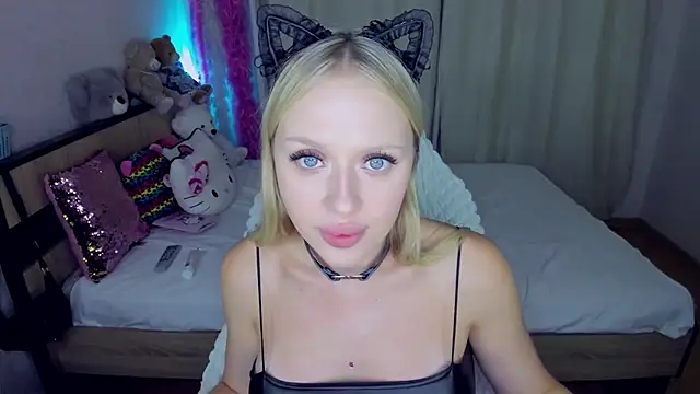 Snapshot of ElinOceanX chatting on September 18, 2025, 3:48 pm ElinOceanX online show from September 18, 2025, 3:48 pm
