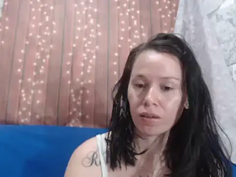 Venusluxodomme online show from March 29, 2026, 8:21 pm