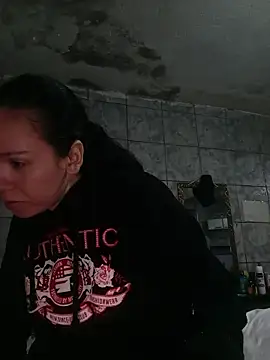 Snapshot of Venusluxodomme chatting on June 4, 2026, 7:46 am Venusluxodomme online show from June 4, 2026, 7:46 am
