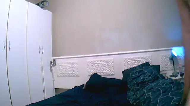 TryingWind online show from March 8, 2026, 2:26 am