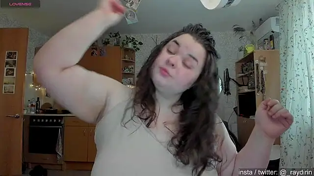 Raydirin online show from October 15, 2025, 1:19 pm