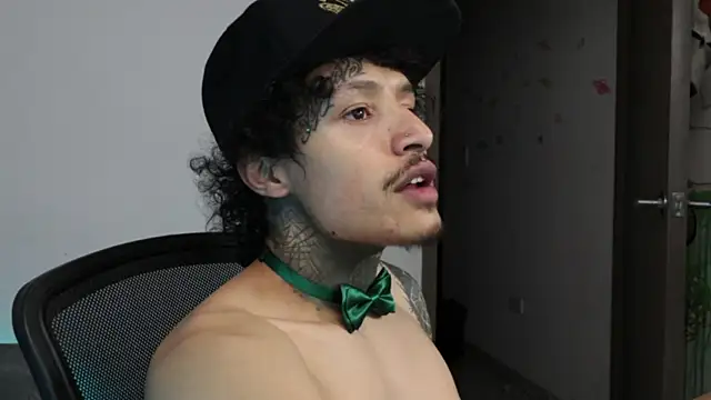 trieone online show from March 18, 2026, 2:15 am